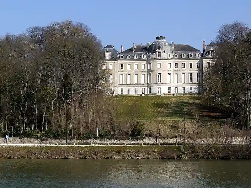 Chateau de Vaux-le-Penils